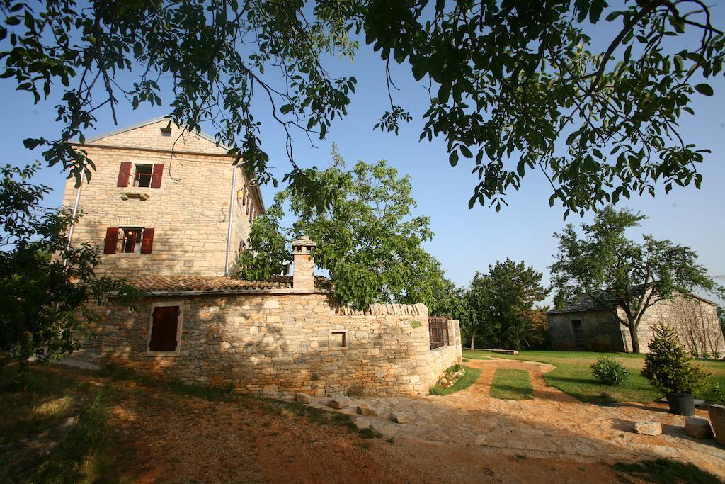 Villa Maria Oprtalj Habitación foto
