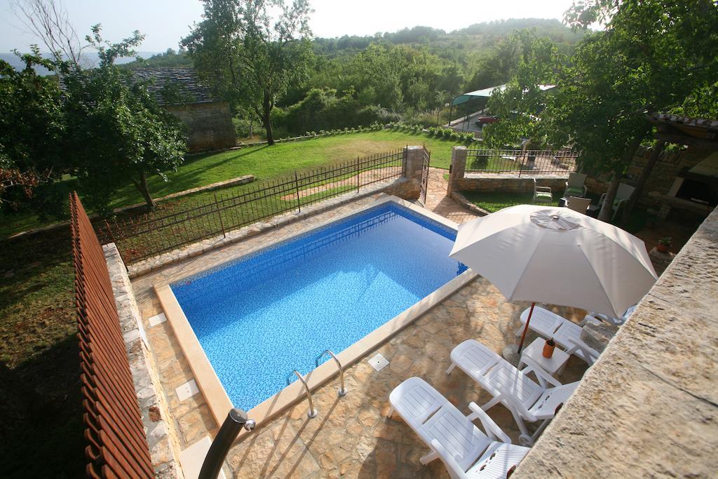 Villa Maria Oprtalj Habitación foto